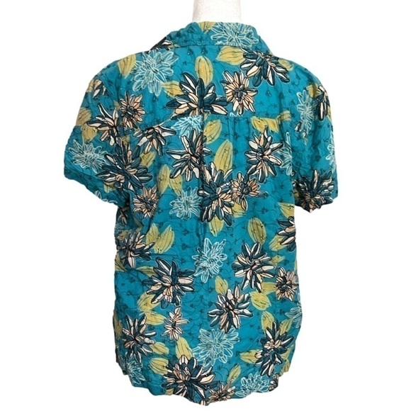 CAPPAGALLO Hawaiian Inspired Button Up Women’s Tee Size L - Picture 6 of 14